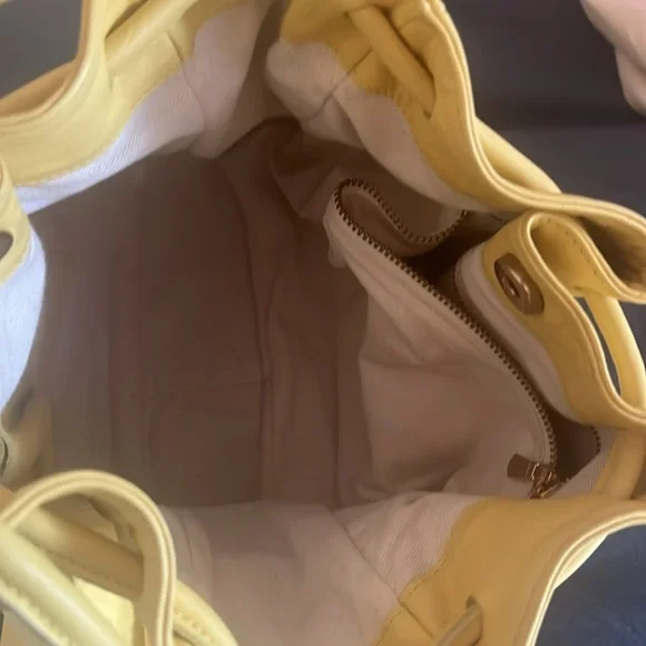 Paloma Wool Yellow Bucket - Picture 5 of 6